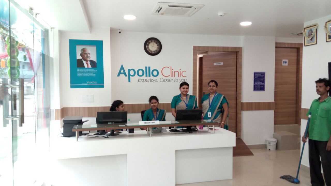 Best Clinic in Sinthi More, Kolkata- Apollo Clinic